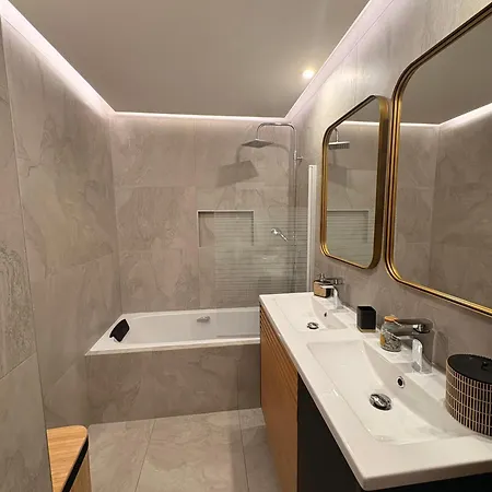 Magnifique 8 Personnes Piscine 15 Min A Pied