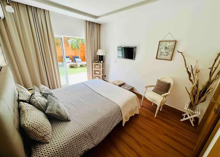 Villa Magnifique 8 Personnes Piscine 15 Min A Pied *