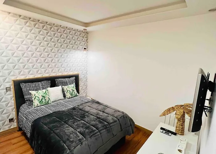 Magnifique Jacuzzi 15 Min A Pied Sainte-Maxime